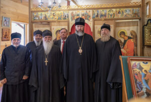 Наместник Высоко-Петровского монастыря епископ Евфимий во время посещения подворья. 2022 год